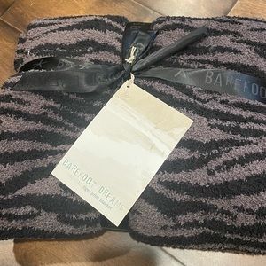 Barefoot Dreams Tiger Stripe Blanket NEW
